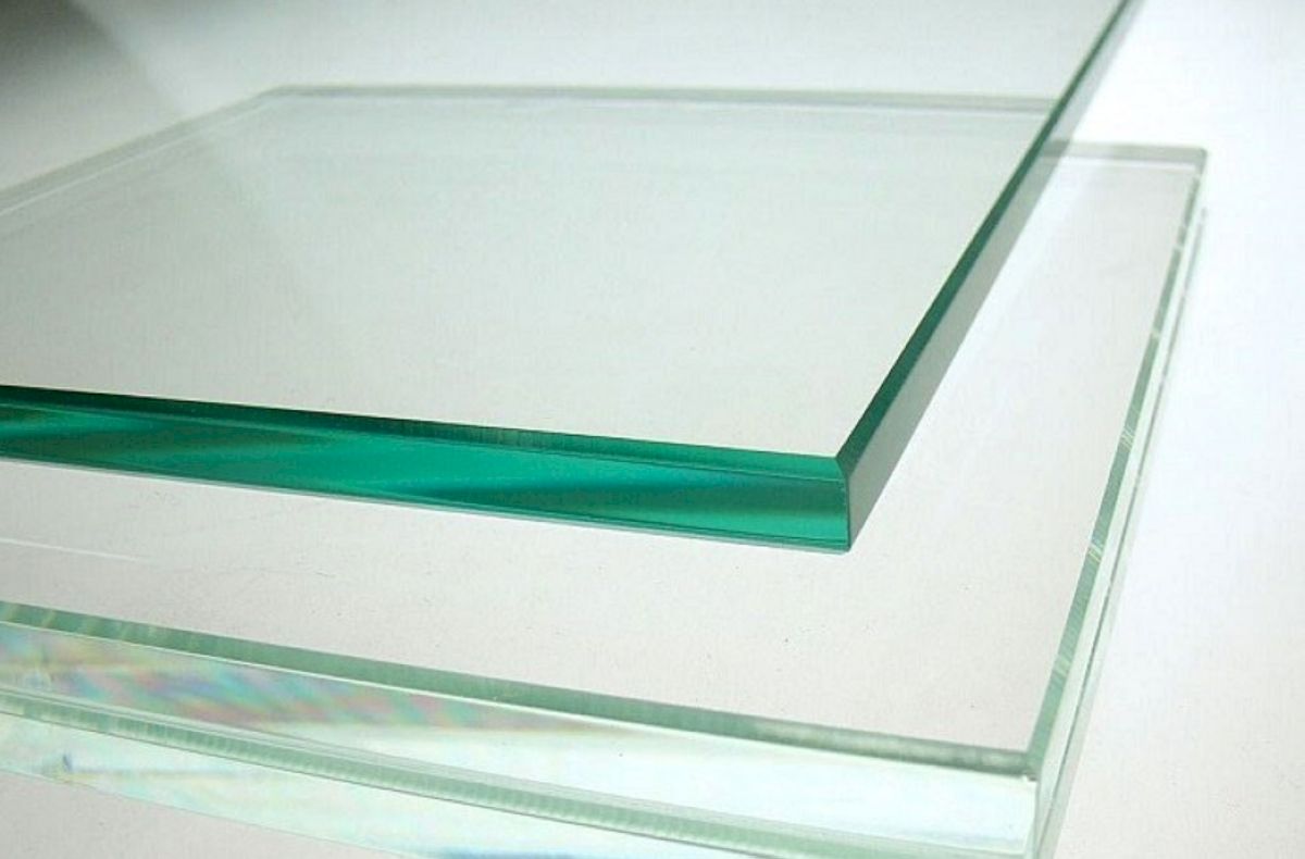 Có khá nhiều loại kính cường lực phổ biến hiện nay