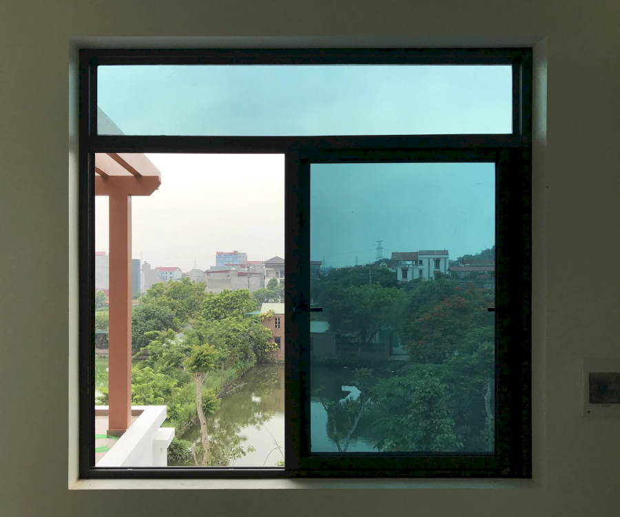 Cửa sổ kết hợp 1 vách cố định và 2 cánh trượt