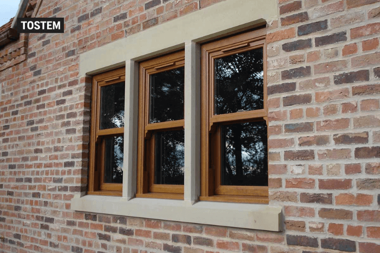 Mẫu cửa sổ trượt dọc gỗ