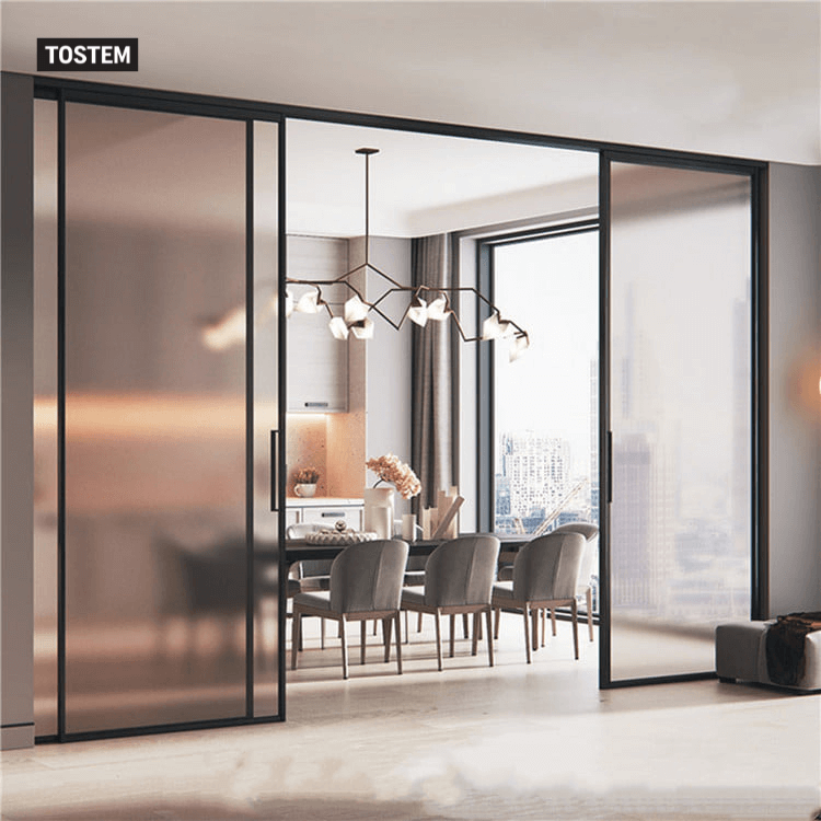 Cửa trượt treo ngăn cách không gian các phòng nhưng vẫn tận dụng tối ưu ánh sáng tự nhiên