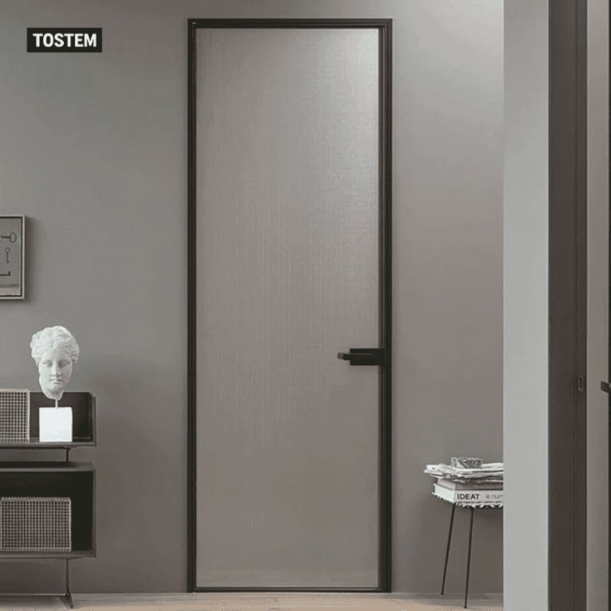 Cửa đi nhôm 1 cánh phòng ngủ mở quay có bản lề chịu lực tốt