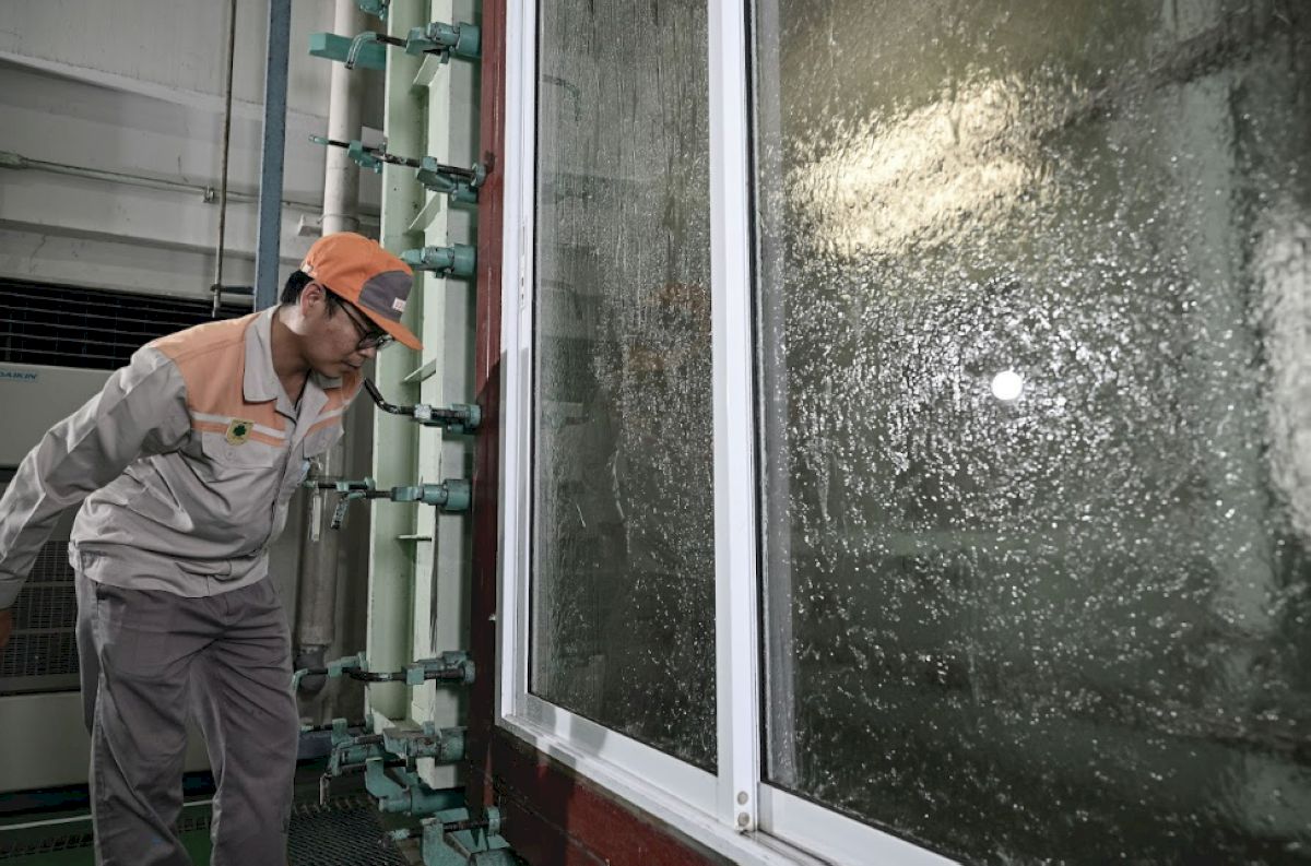 Toàn bộ sản phẩm cửa nhôm kính TOSTEM đều trải qua quá trình thử nghiệm nghiêm ngặt trước khi đến tay khách hàng