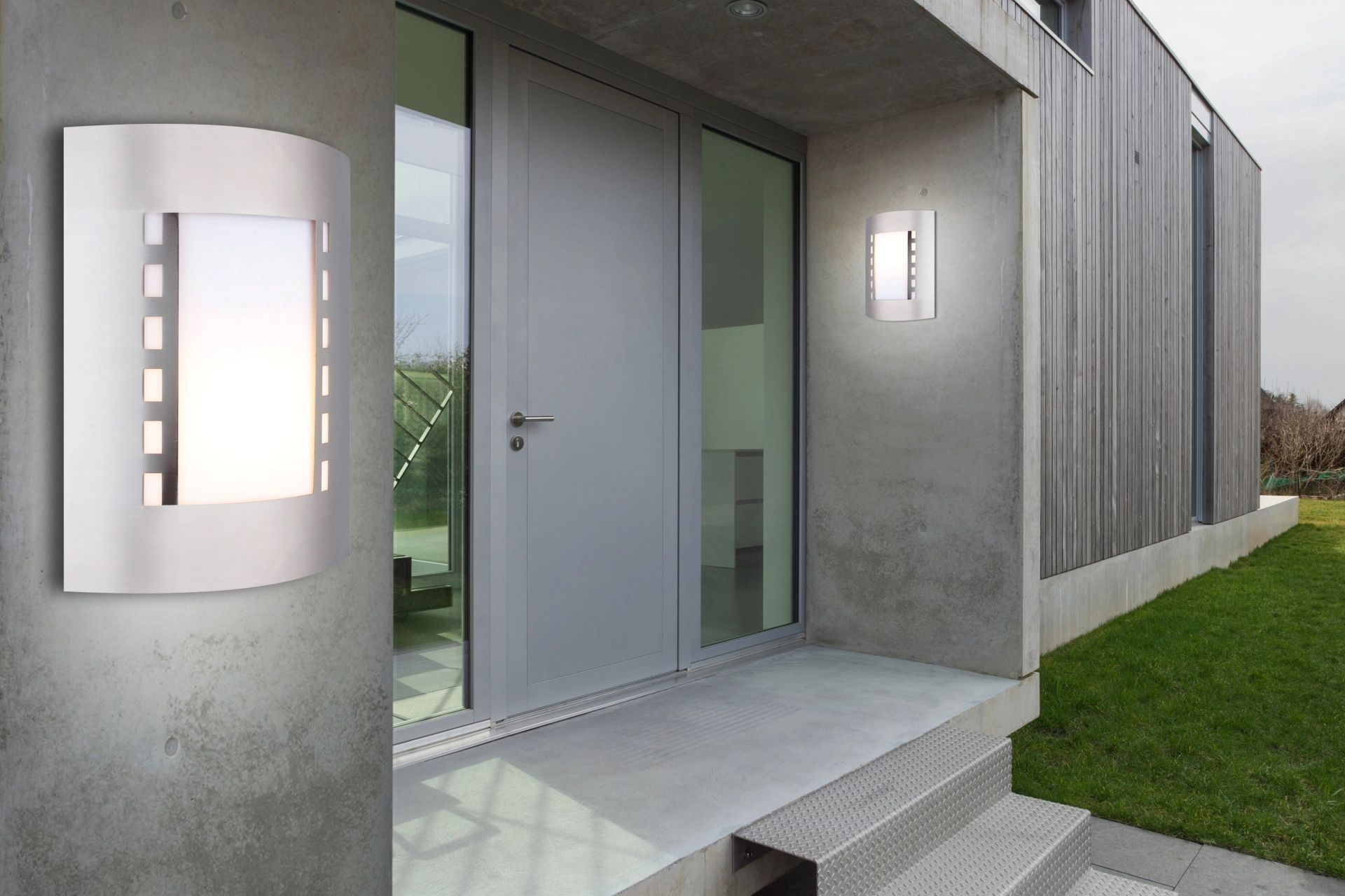 Cửa chính 1 cánh đẹp màu xám kín khít, có khả năng chịu lực tốt, đảm bảo độ bền vượt trội