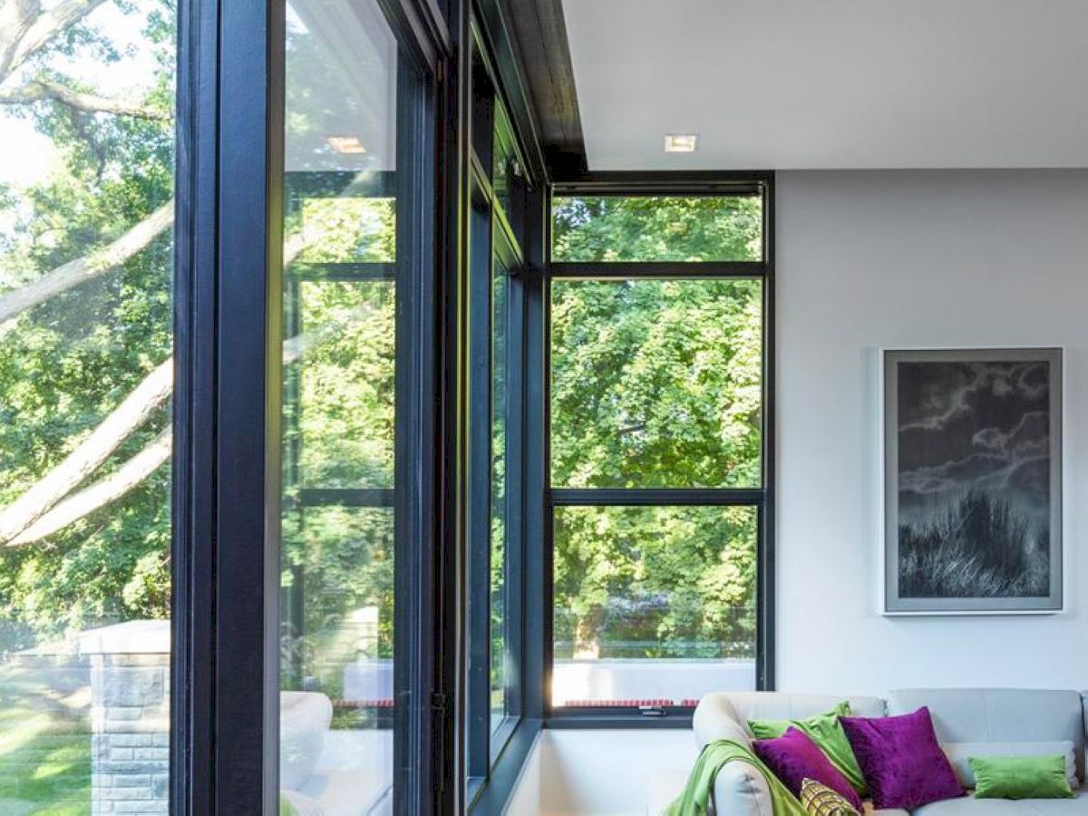 Cửa nhôm 1 cánh chia ô ngang giúp tối ưu hóa tầm nhìn bên ngoài