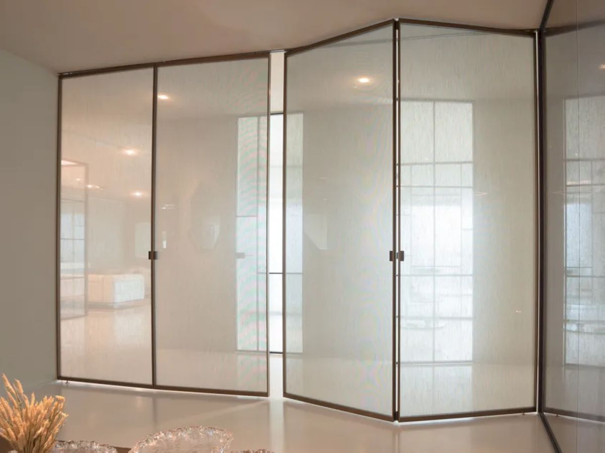 Cửa kính mờ đục xếp trượt cho văn phòng