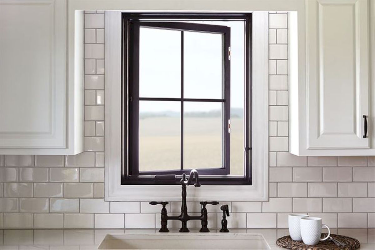 Cửa nhôm 1 cánh chia ô tại không gian nhà bếp