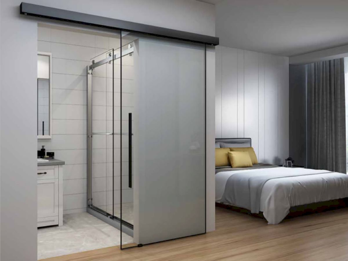 Cửa lùa nhôm 1 cánh mở lùa với kính cường lực trong suốt và khung nhôm viền mỏng thanh lịch