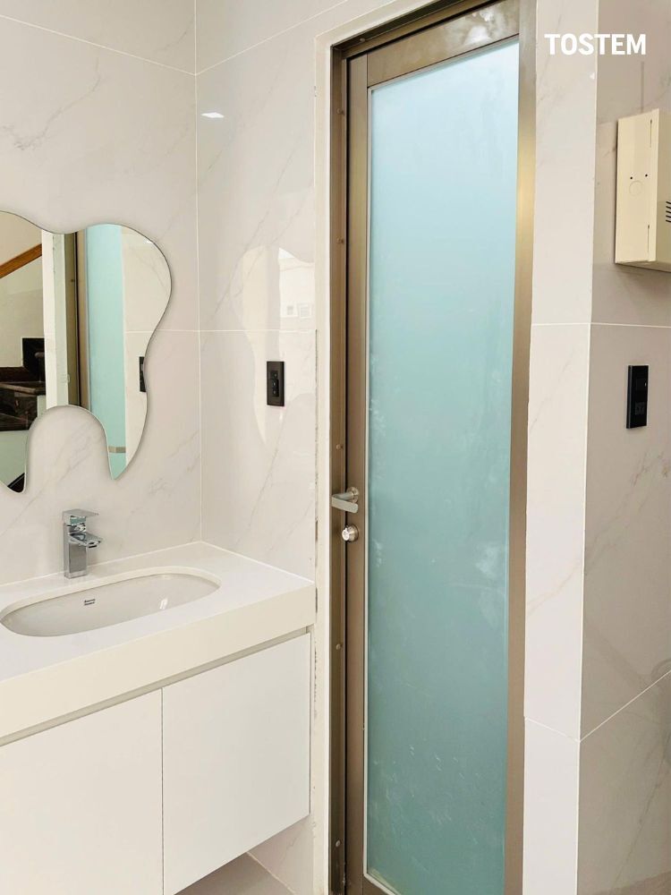 Kích thước cửa nhà vệ sinh chuẩn phong thủy, phổ biến hiện nay