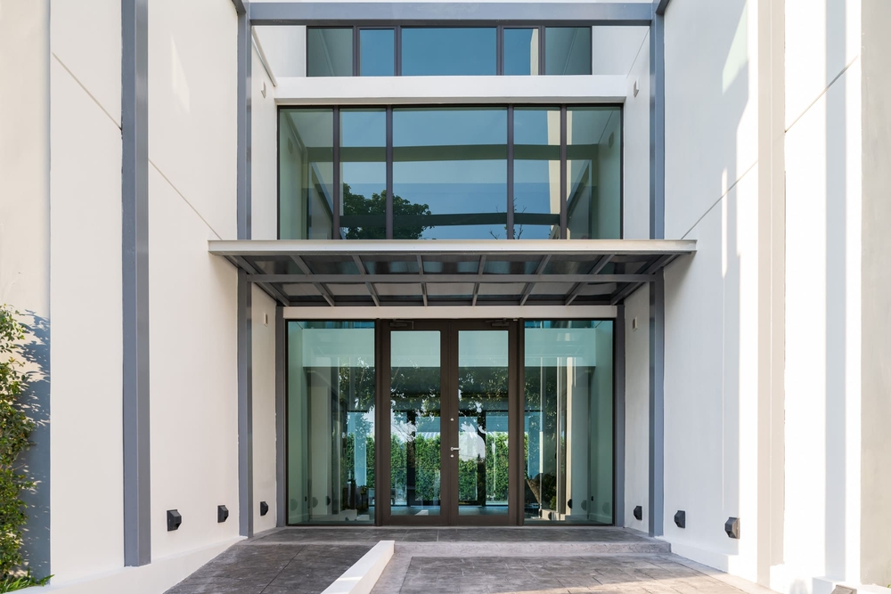 Cửa nhôm Sài Gòn mở quay 2 cánh