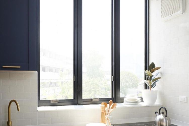Đố cửa chia ô tinh tế, mang lại bố cục hài hòa và thẩm mỹ cao