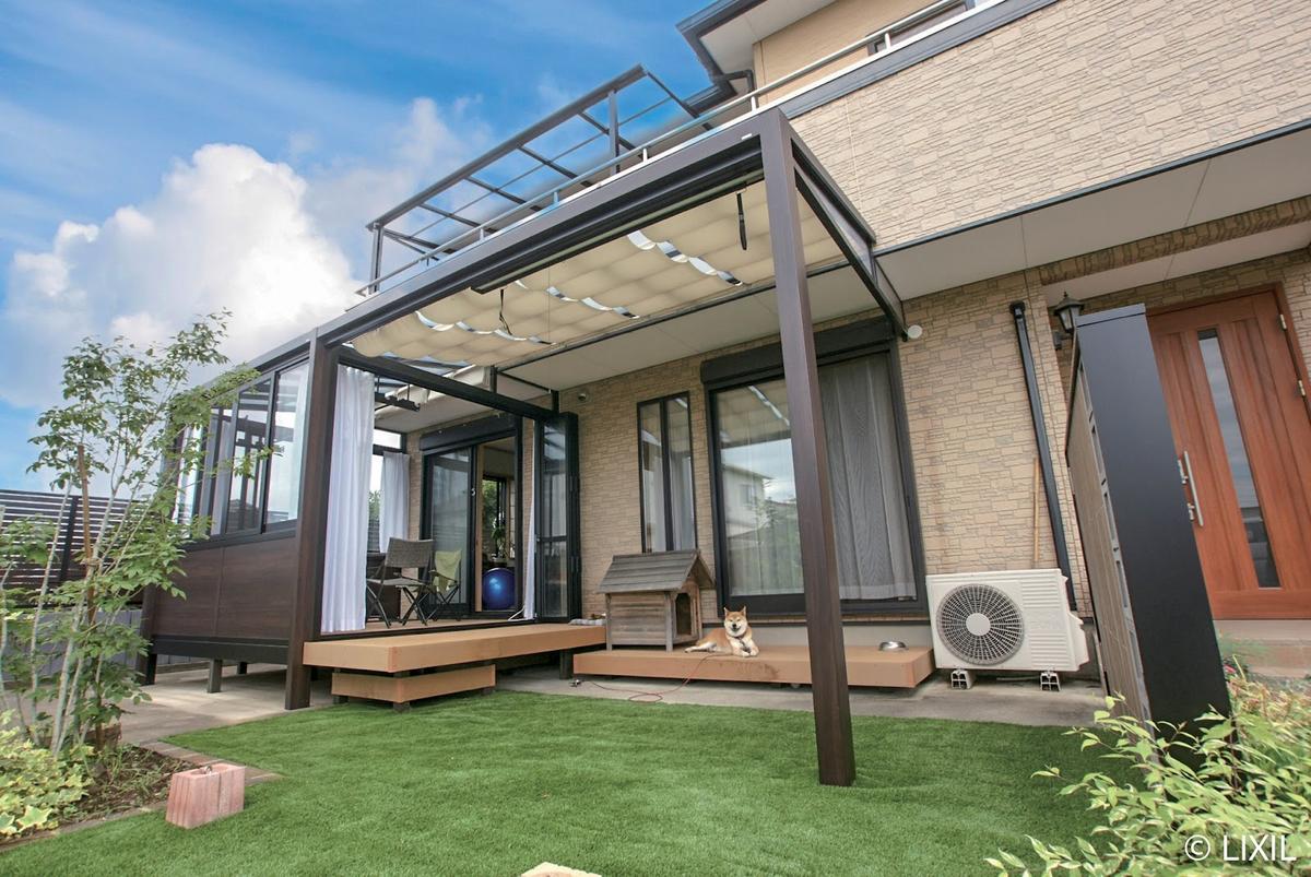 TOSTEM cung cấp giải pháp cửa đồng bộ đảm bảo 4 yếu tố: bền bỉ, thoáng khí, an toàn và sự hài hòa