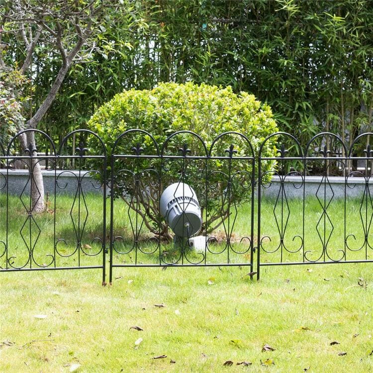Mẫu hàng rào đẹp cho biệt thự sân vườn, khai mở tầm nhìn cảnh sắc bên trong vườn