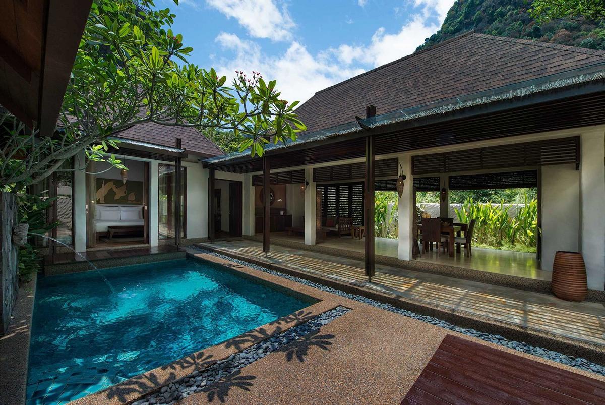 Homestay sân vườn có không gian xanh hài hòa, kiến trúc gần gũi thiên nhiên