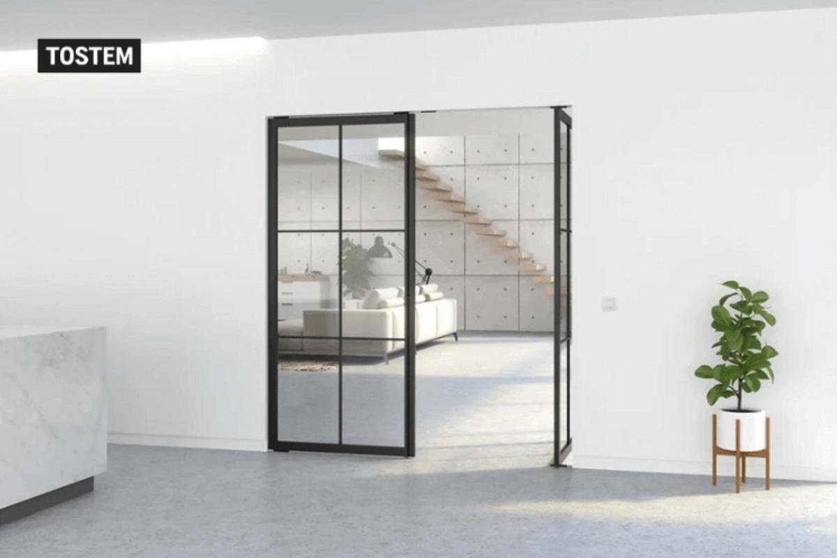 Mẫu cửa nhôm kính slim mở quay của TOSTEM