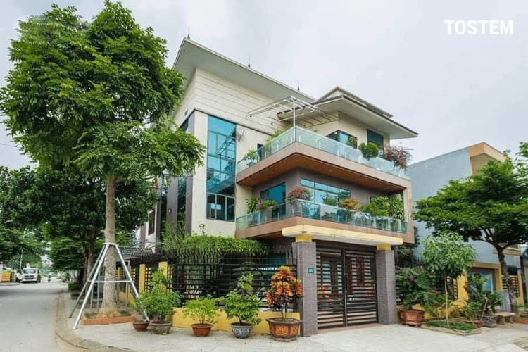 Dự án biệt thự tư nhân Đồng Bẩm Thái Nguyên lắp đặt cửa nhôm kính TOSTEM