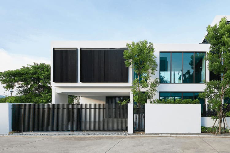Cửa nhôm kính TOSTEM đồng hành cùng mẫu nhà đẹp 2 tầng