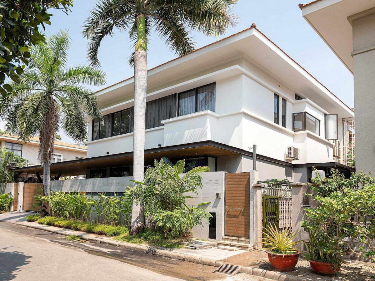 TOSTEM cung cấp hệ cửa nhôm kính đồng bộ
