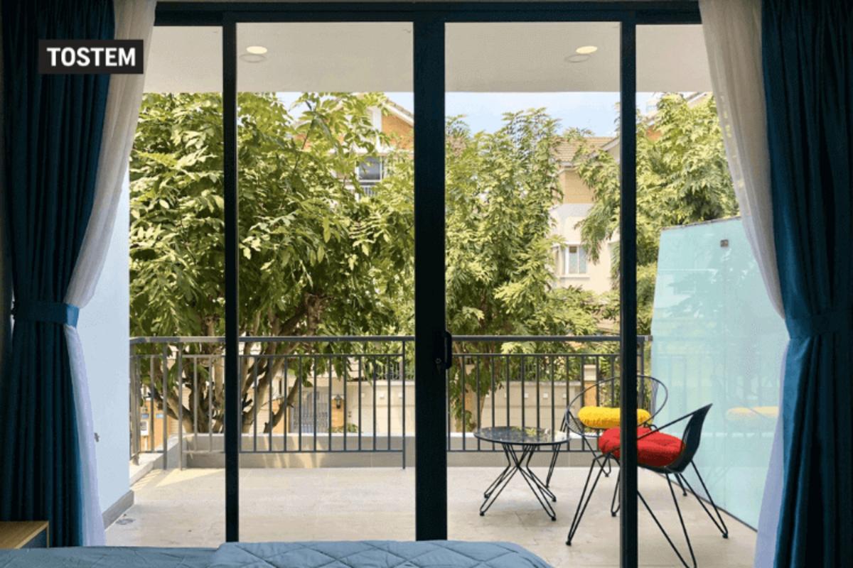 4-panel aluminium sliding glass balcony glass door design