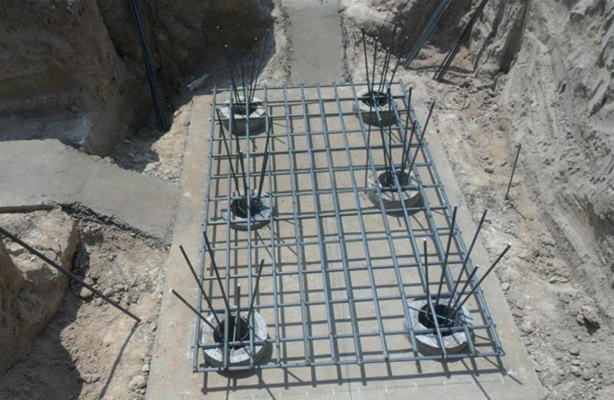 Cấu tạo móng cọc gồm hai phần chính là cọc và đài móng cọc.