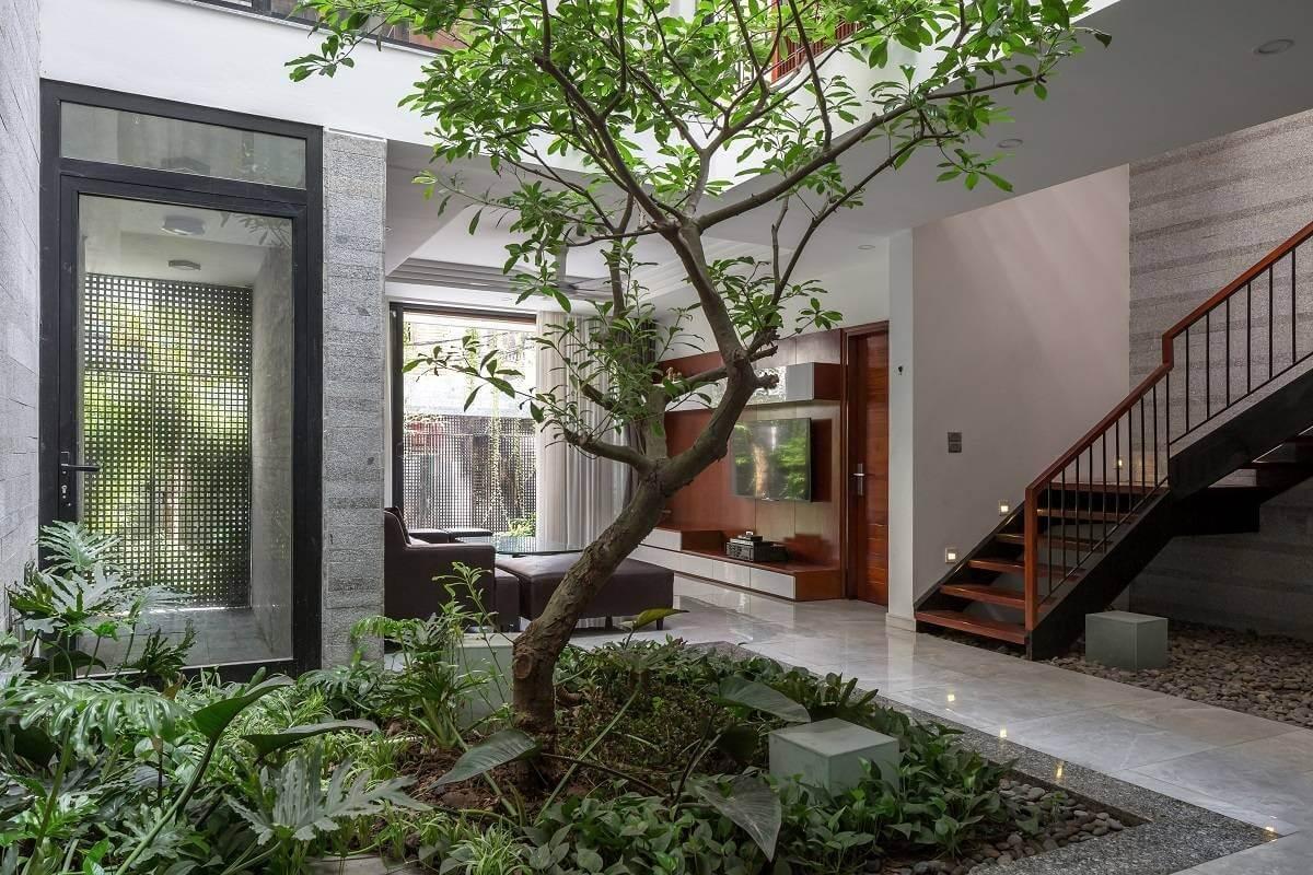 Giếng trời là gì? Trong thiết kế tối giản nên rộng tối thiểu 1m² để lấy sáng.