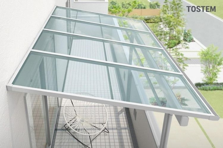 Sản phẩm của TOSTEM góp phần giúp không gian hiên nhà gần gũi hơn với thiên nhiên