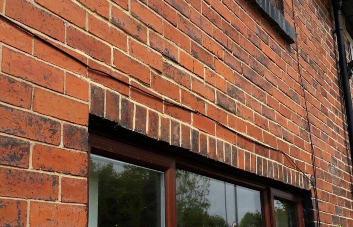 Lanh tô gạch phù hợp công trình dân dụng nhỏ, chi phí xây dựng thấp.