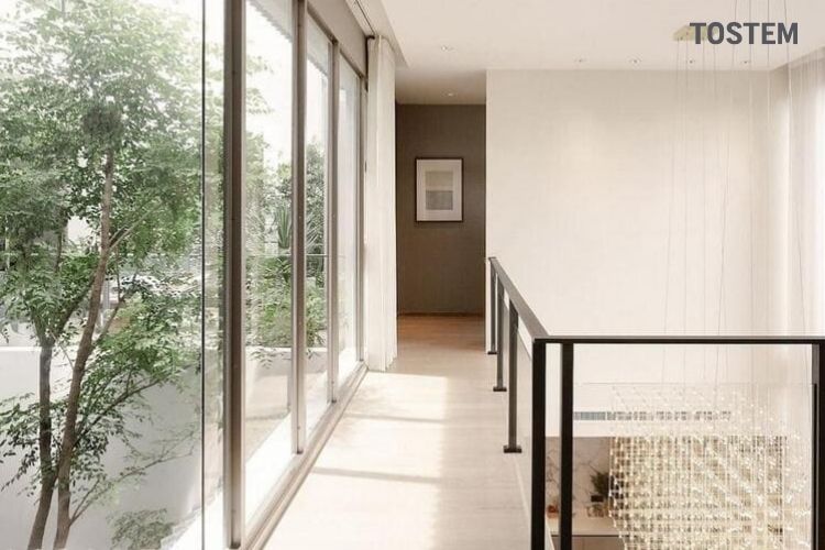 Cửa nhôm TOSTEM giúp nâng tầm nhà gác lửng, bền đẹp và sang trọng vượt trội