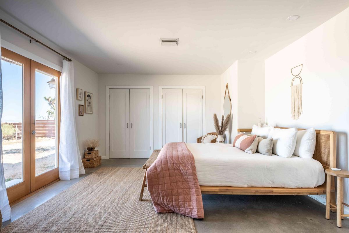 Mẫu phòng ngủ cho bé gái 10 tuổi gọn gàng, có tính ứng dụng lâu dài