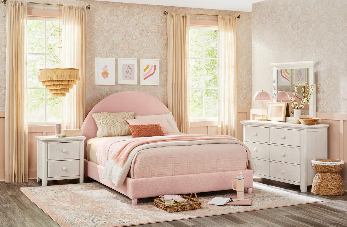 Mẫu phòng ngủ cho bé gái kết hợp hồng pastel và trắng nhẹ nhàng