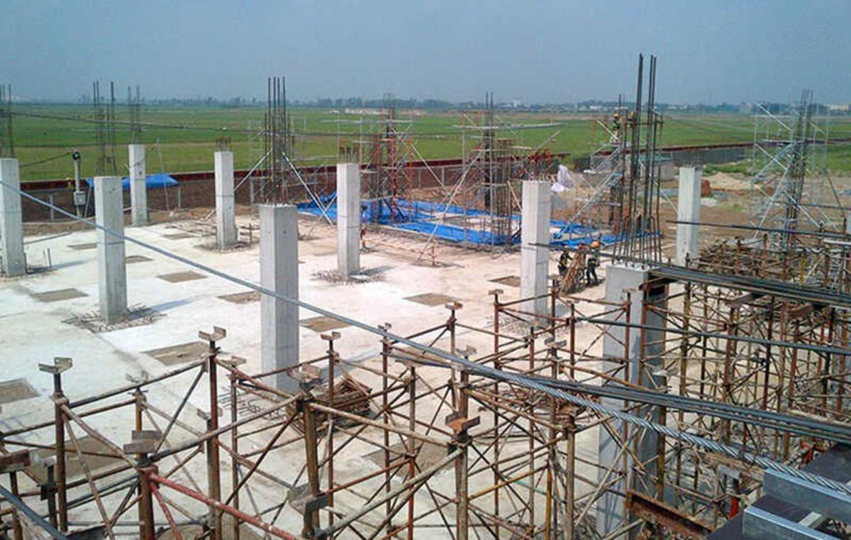 Móng cọc bê tông thường dùng cho công trình lớn hoặc nền đất yếu.