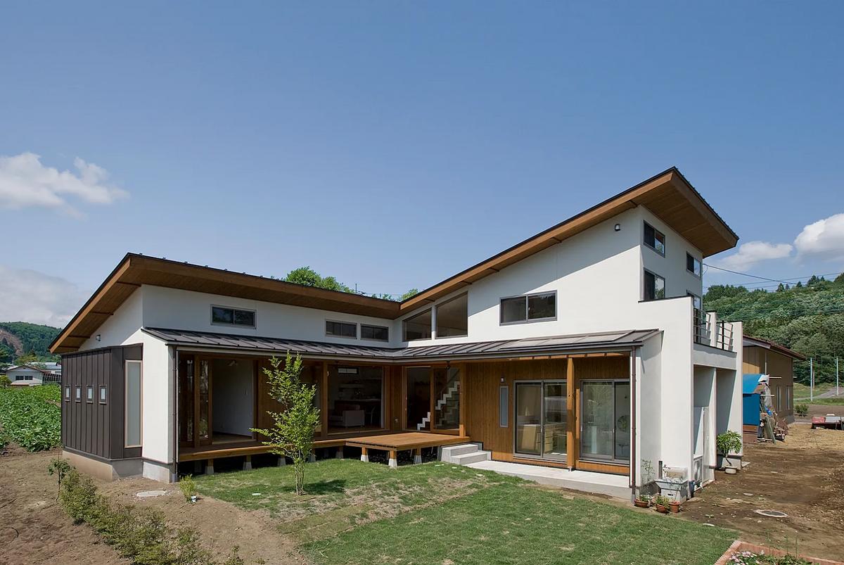 Nhà cấp 4 nông thôn chữ l phong cách hiện đại tận dụng ánh sáng tự nhiên