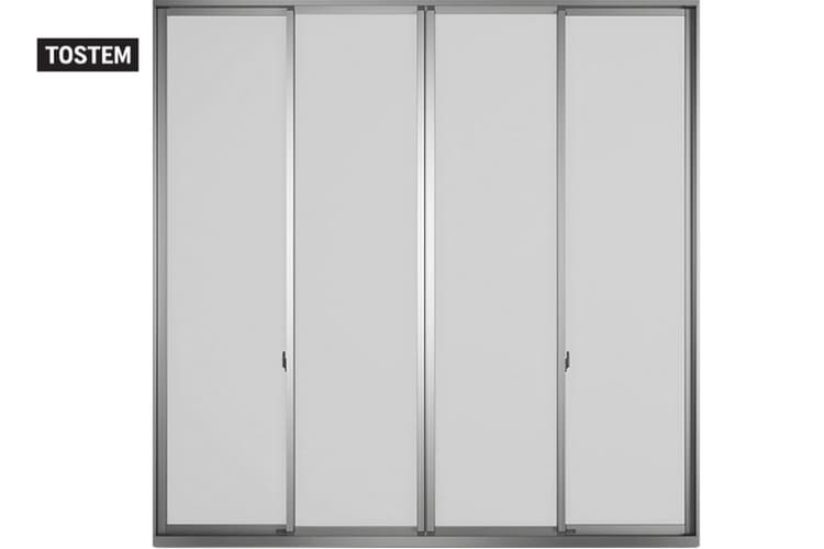 Cửa đi mở trượt 4 cánh 2 ray hệ WE 70 TOSTEM bền đẹp, trượt mượt mà