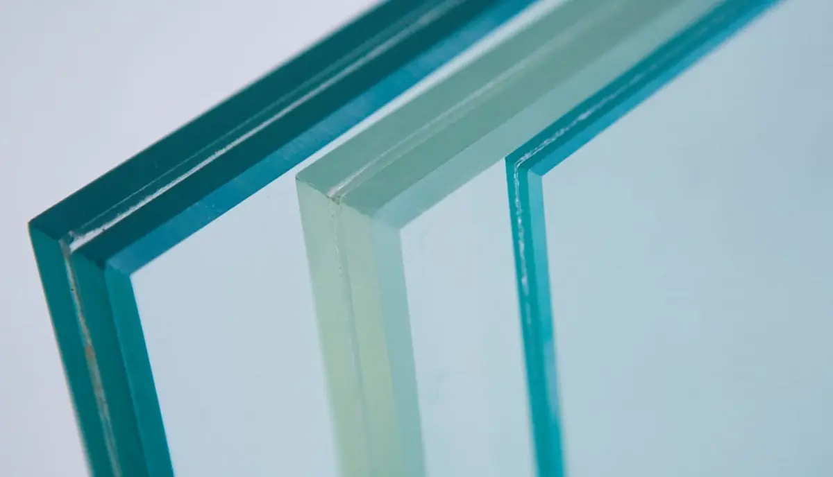 Kính dán an toàn 2 lớp có nhiều độ dày khác nhau