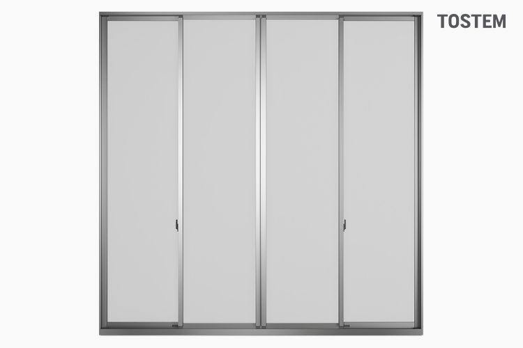Cửa lùa kết hợp kính mờ vừa đảm bảo lấy sáng tự nhiên cho không gian, vừa duy trì sự kín đáo và tạo điểm nhấn sang trọng trong thiết kế tổng thể