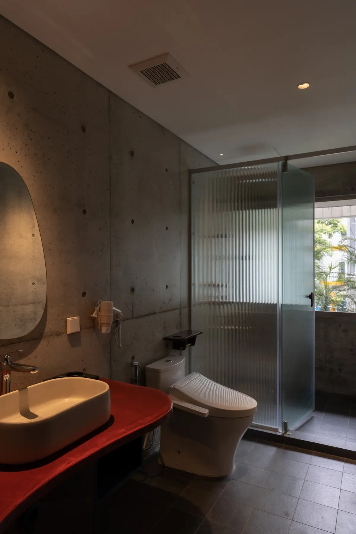 TOSTEM cung cấp giải pháp toàn diện, kết hợp độ bền, thẩm mỹ và tiện nghi, tối ưu diện tích và nâng tầm trải nghiệm.