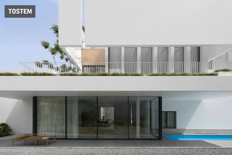 Cửa nhôm kính TOSTEM giúp duy trì sự kết nối thị giác và nâng tầm đẳng cấp cho công trình