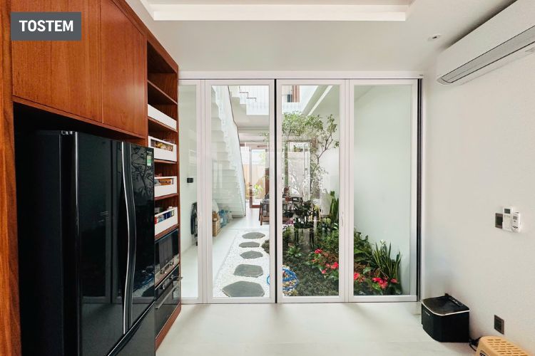 Cửa xếp trượt là hệ cửa nhôm cao cấp thế hệ mới, tạo không gian mở thoáng sáng