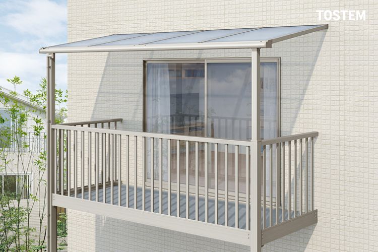 Kết hợp mái hiên nhôm cao cấp, bảo vệ ngôi nhà trước ánh nắng gắt hướng Tây