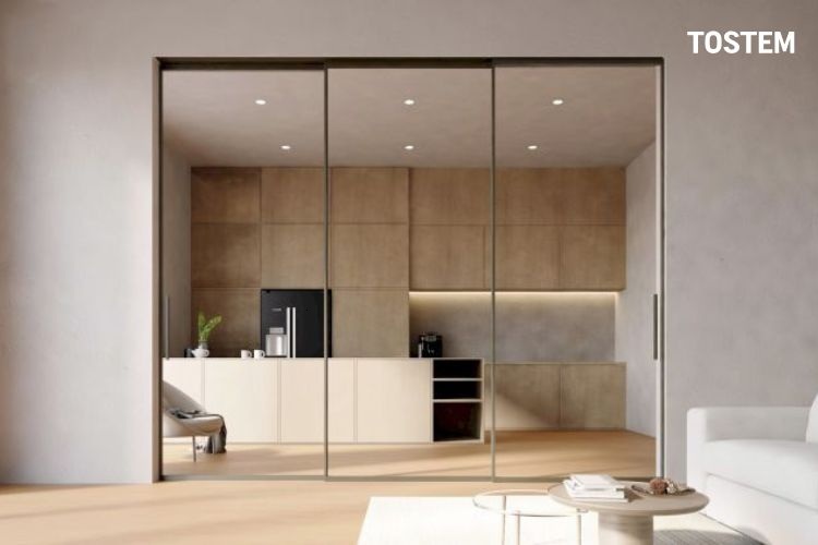 Bố trí cửa đi nhôm trượt treo IN16 như vách ngăn đẹp, tinh tế cho phòng bếp và phòng khách