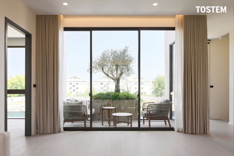Cửa nhôm WE 70 có khả năng chống thấm nước, cách âm chống ồn vượt trội