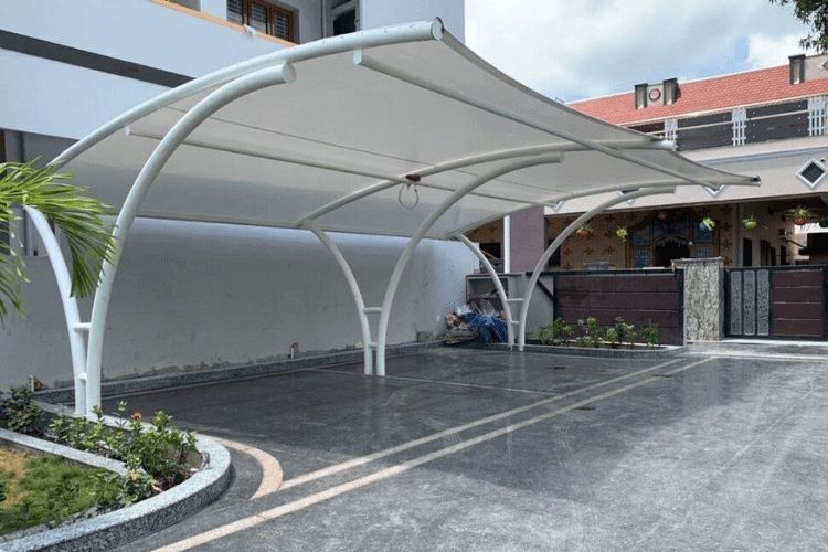 Mái hiên cố định là loại mái che không thể thay đổi kết cấu, kích thước khi sử dụng